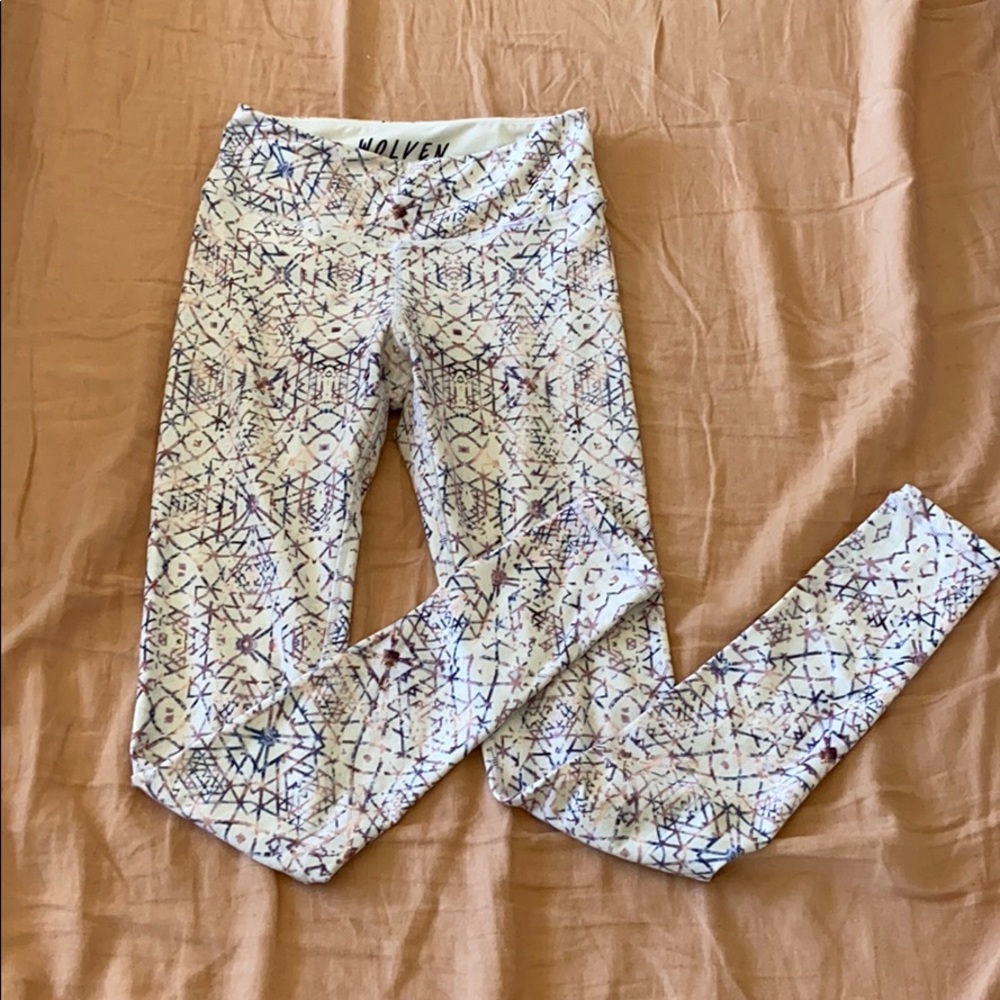 Wolven Threads Leggings